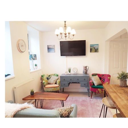 St Ives Apartment Private Parking With Garden 10 Minute Walk Into Town And Beach Eksteriør bilde
