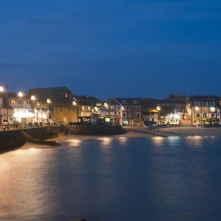 St Ives Apartment Private Parking With Garden 10 Minute Walk Into Town And Beach Eksteriør bilde
