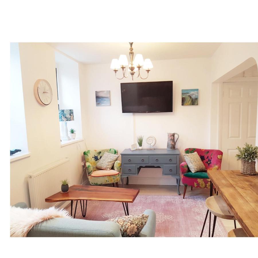 St Ives Apartment Private Parking With Garden 10 Minute Walk Into Town And Beach Eksteriør bilde