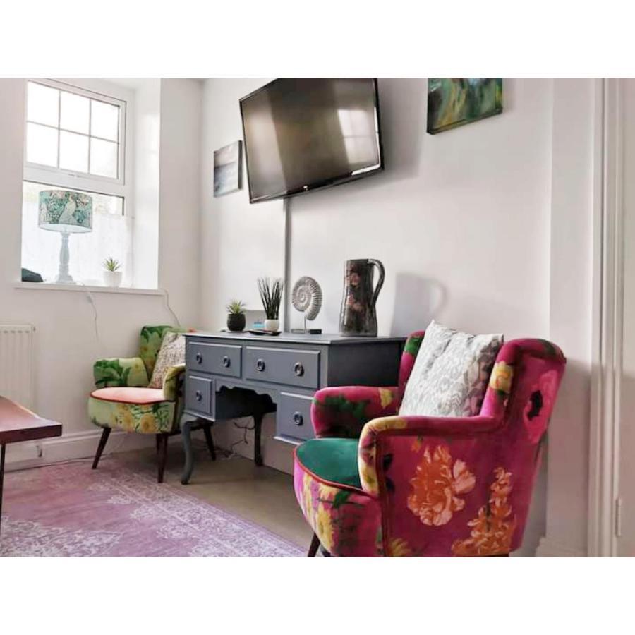 St Ives Apartment Private Parking With Garden 10 Minute Walk Into Town And Beach Eksteriør bilde